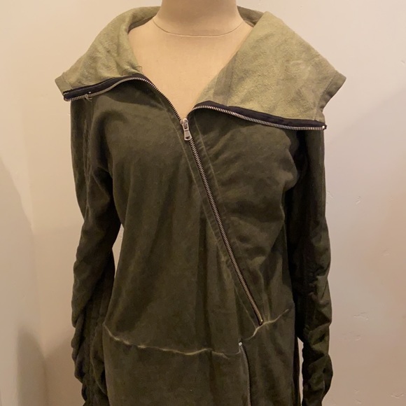 Via Delle Rose Green Sweat Shirt - Picture 2 of 9